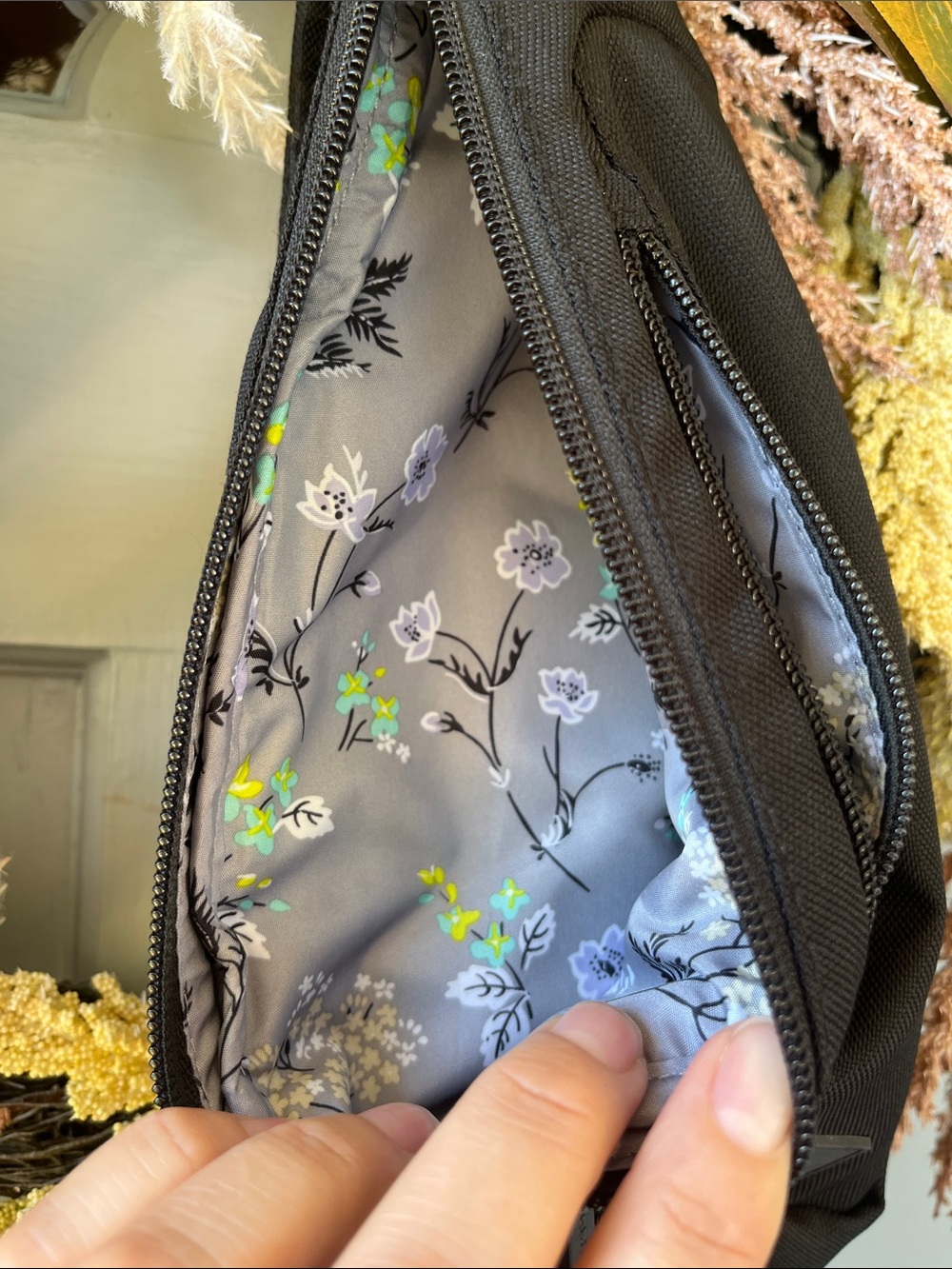 Vera Bradley Black Compact Sling Backpack - Picture 2 of 11